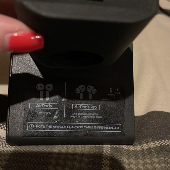 Charging stand - Picture 3 of 4